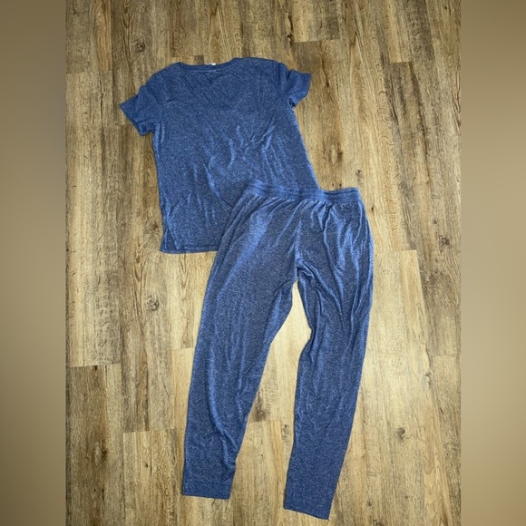 Natori • Pajama Set - Picture 9 of 9